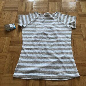 Columbia Passport Striped T-Shirt - Small - BNWT